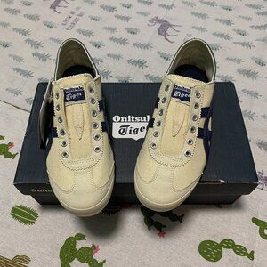 Onitsuka Tiger D507L-0152 Mexico 66 White/Dark Blue Sneakers